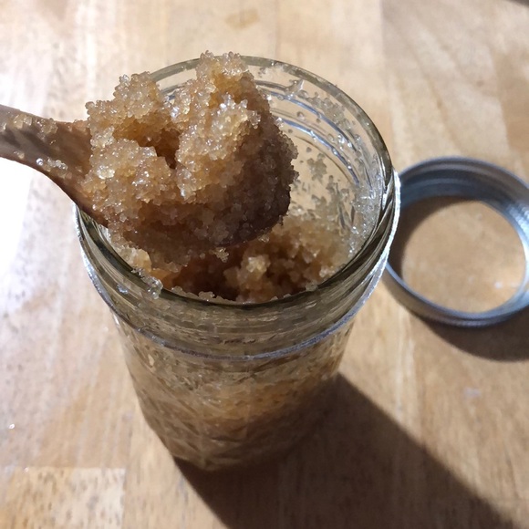 Fresh Hinoki Wood body sugar scrub! - Picture 2 of 2